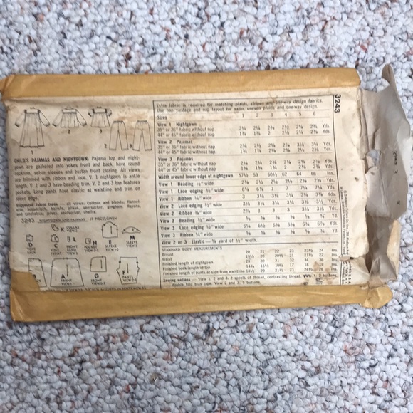 Vintage kids sewing patterns - size 3 - Picture 7 of 11